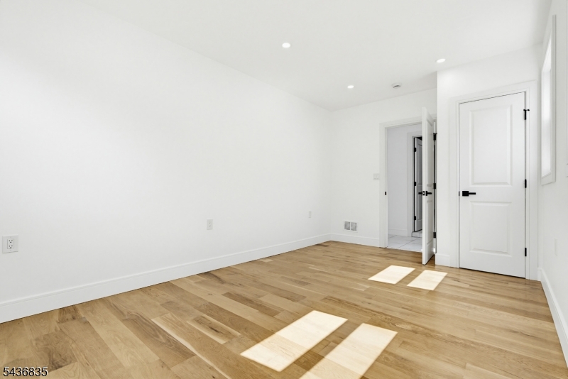 Parlin - Residential