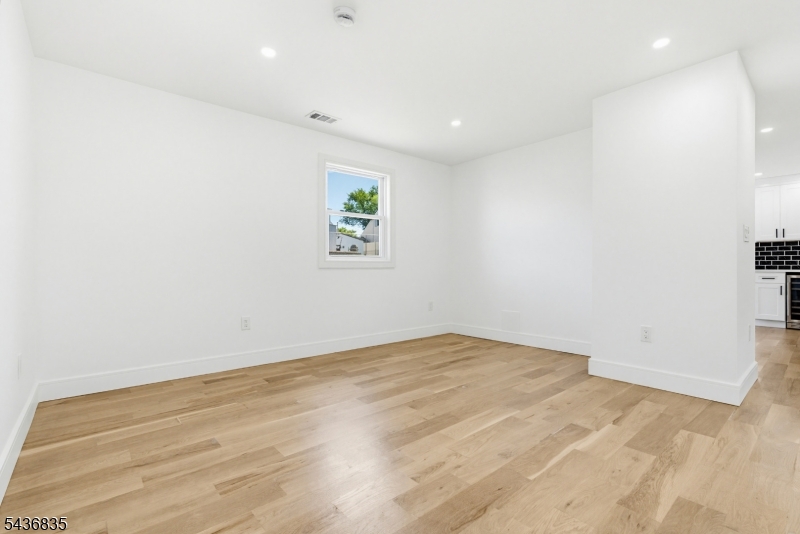 Parlin - Residential