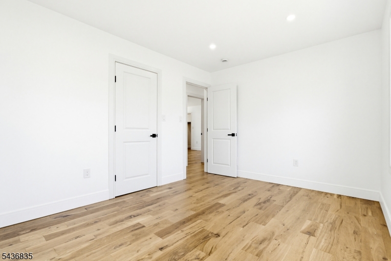 Parlin - Residential