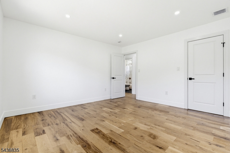 Parlin - Residential