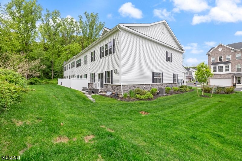 Collection at Morris Plains - Residential