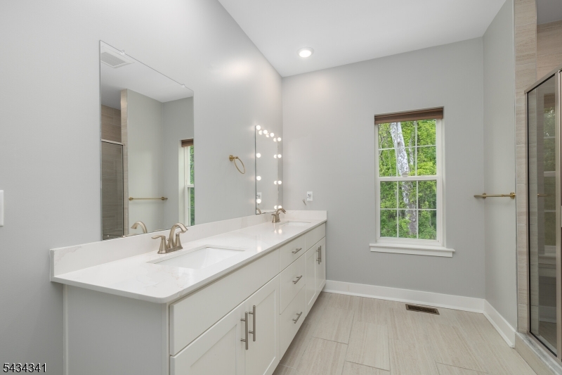 Collection at Morris Plains - Residential