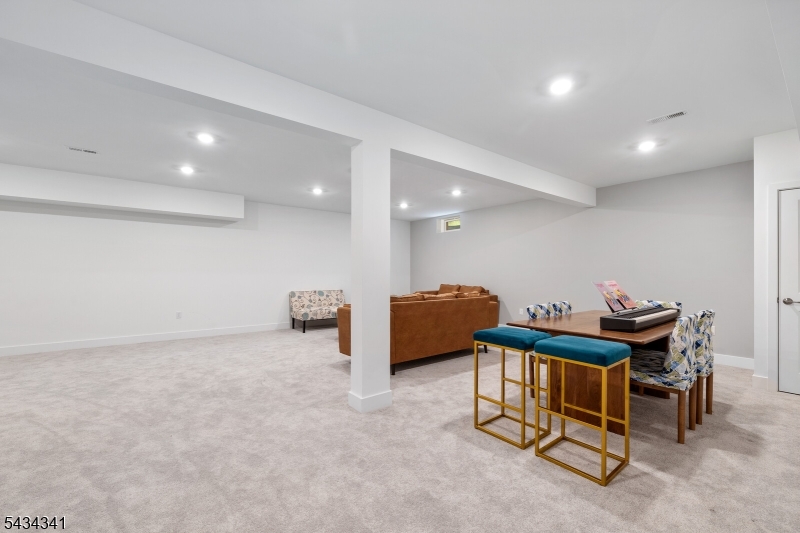 Collection at Morris Plains - Residential