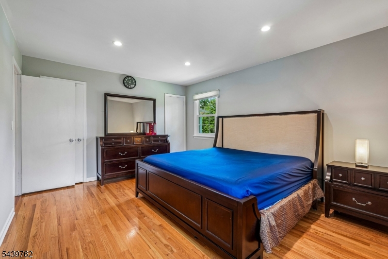 Murray Hill - Residential
