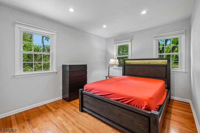 Murray Hill - Residential