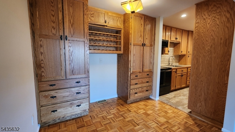 Cedarbrook at Parsippany - Residential