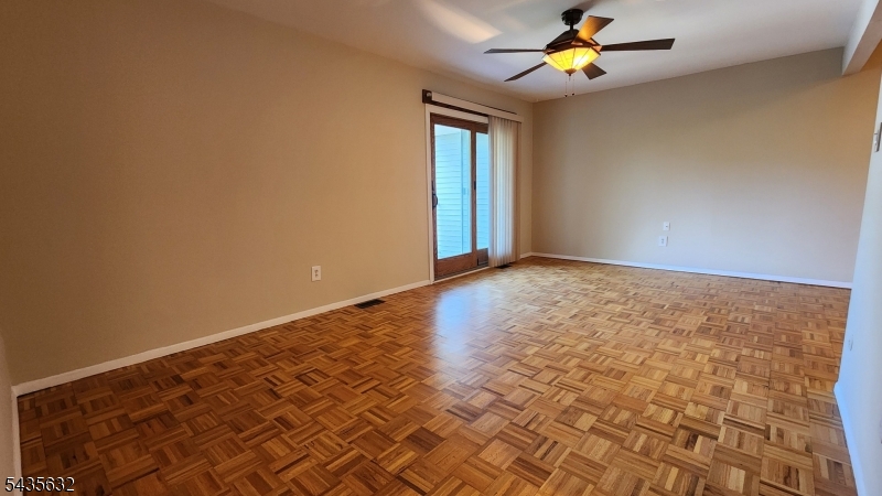 Cedarbrook at Parsippany - Residential