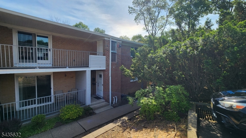 Cedarbrook at Parsippany - Residential