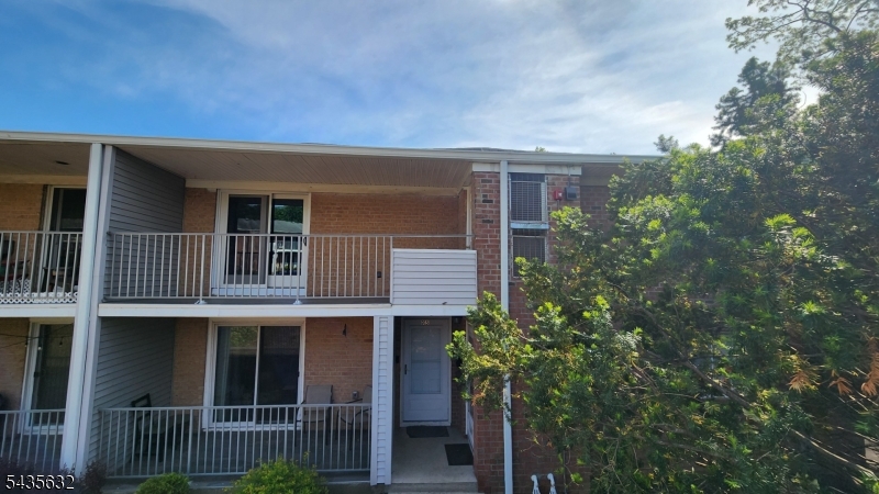 Cedarbrook at Parsippany - Residential