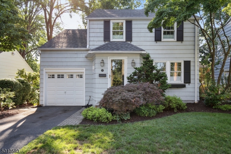 THE SEARCH IS OVER!! charming 3 bedroom 1.1 bath updated colonial in the heart of the Manor section just steps from train and downtown Come see all that Chatham has to offer; neighborhood shops, restaurants, NYC trains, top rated High School, Blue Ribbon Milton Ave school, recreation, all in the most sought after neighborhood in the boro. Updated kitchen and baths, recessed lighting, hard wood floor, gas fireplace, blue stone patio, central air replaced in 2018, furnace replaced in 2010 (both on annual service contract with Air Group), new roof last week!