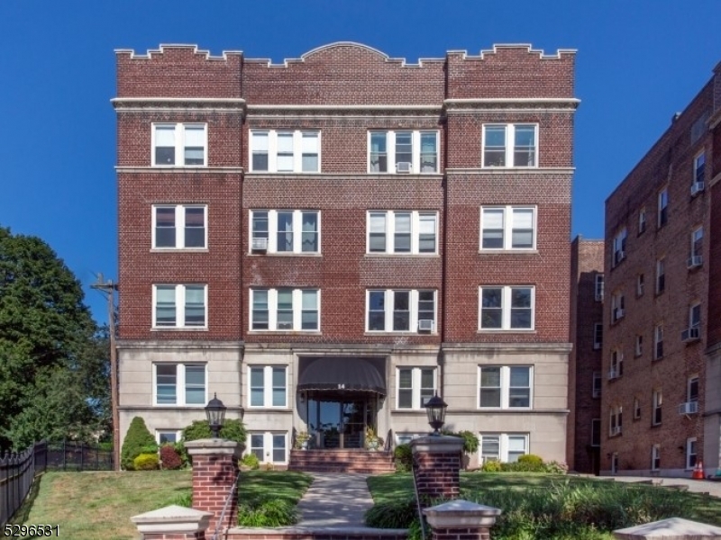 Downtown - Residential Lease