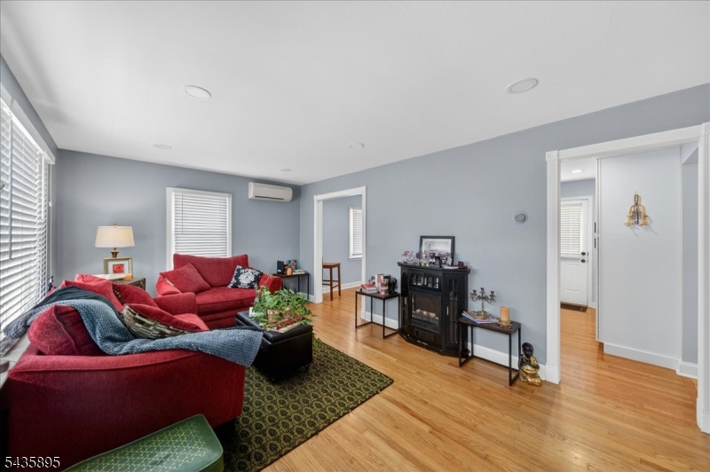 New Brunswick Heights - Residential