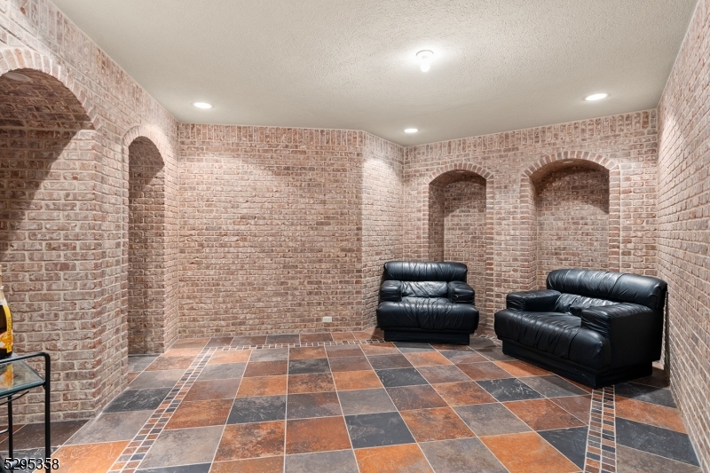 Legacy Estates - Residential
