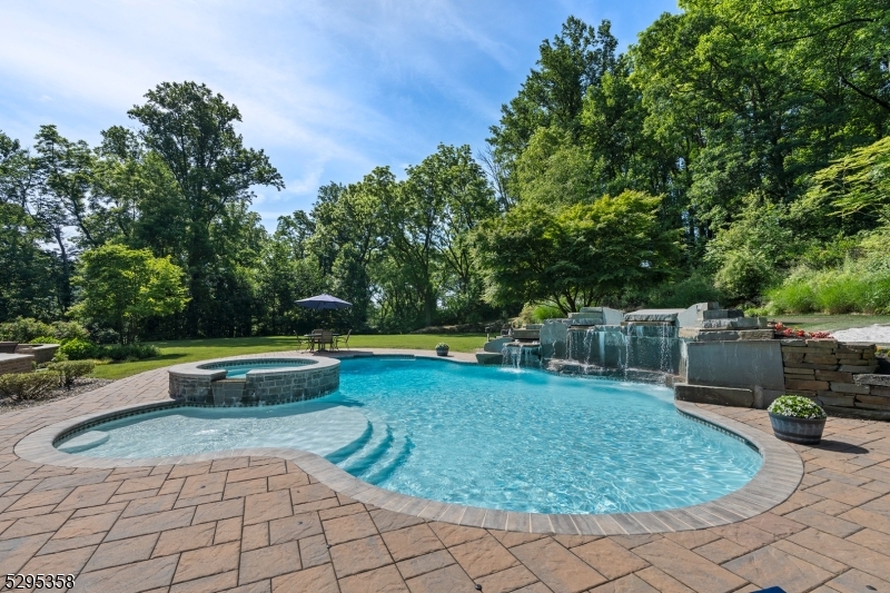 Legacy Estates - Residential