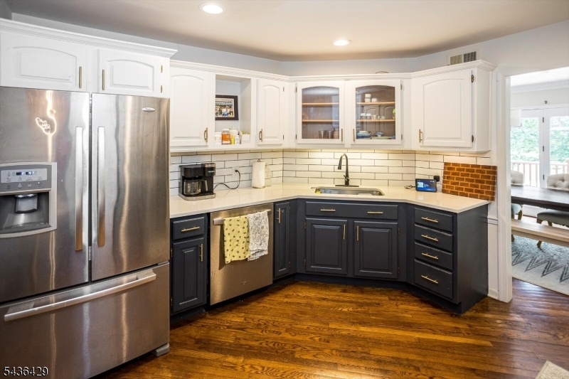 Longview - Residential Lease