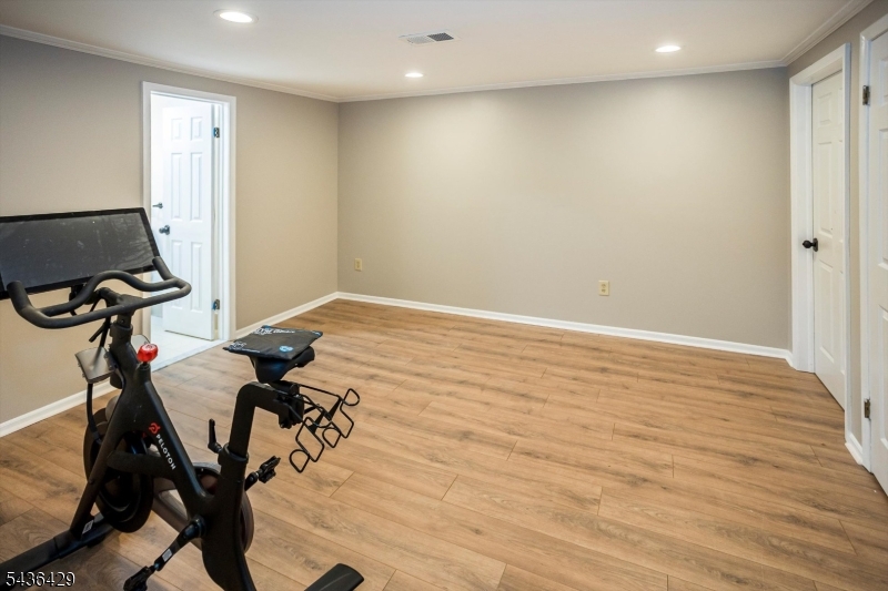 Longview - Residential Lease