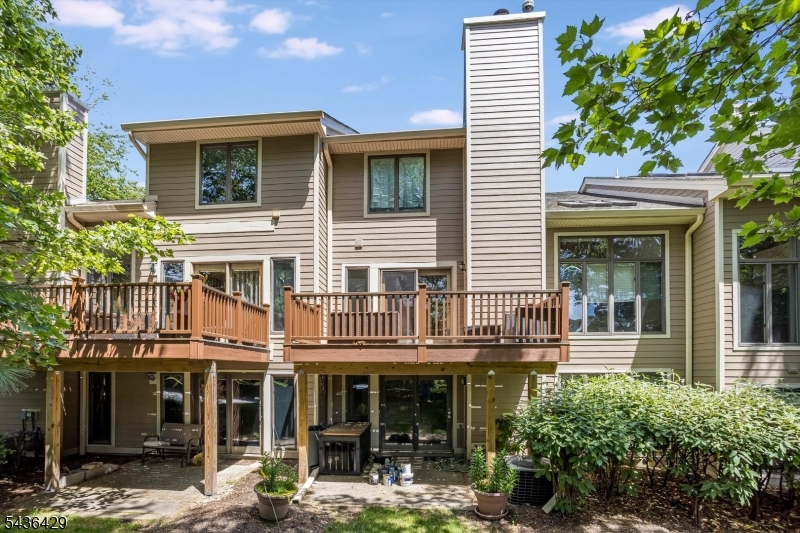 Longview - Residential Lease