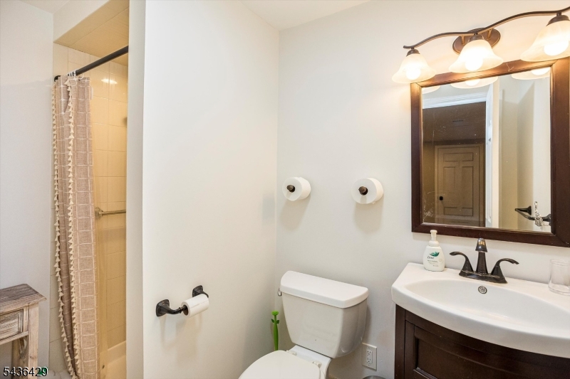 Longview - Residential Lease