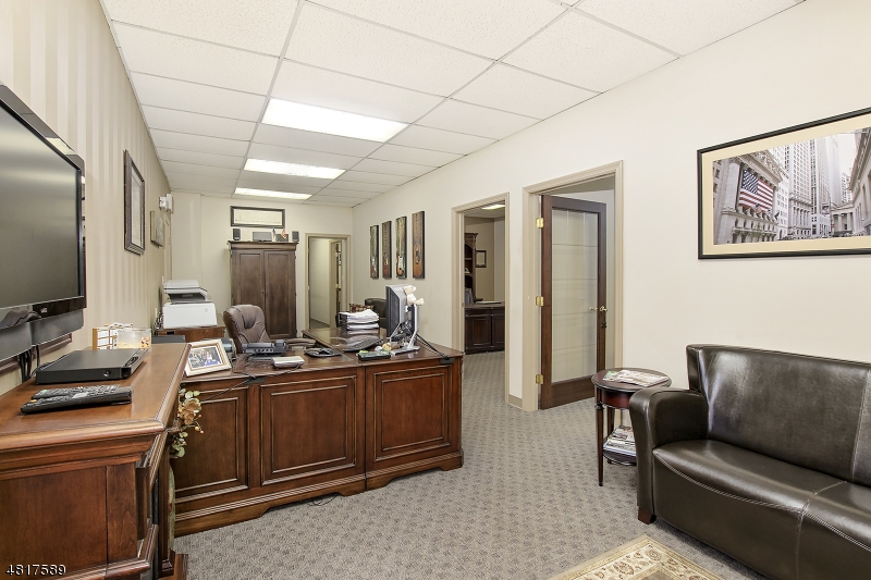 Main St - Commercial Sale