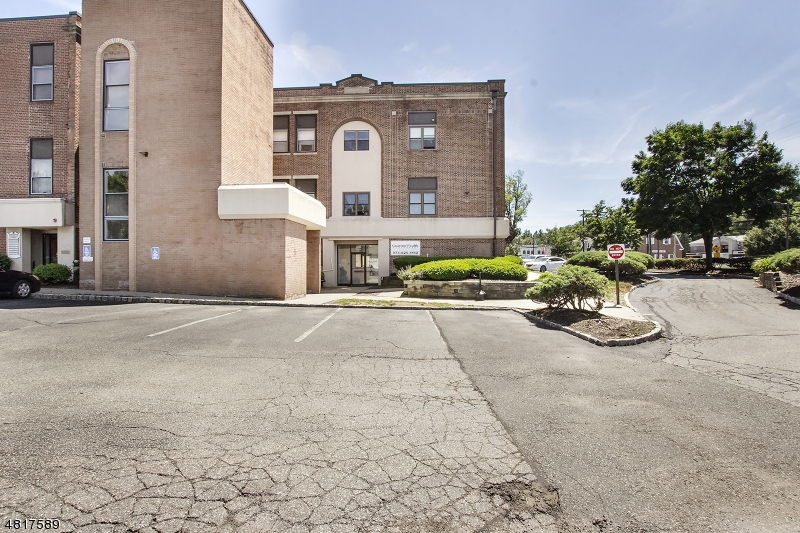 Main St - Commercial Sale