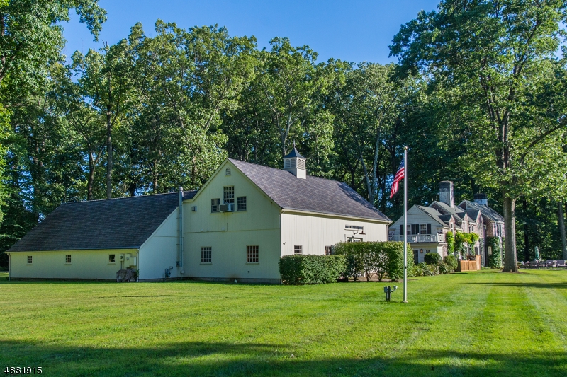 New Vernon - Residential
