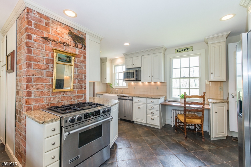 New Vernon - Residential