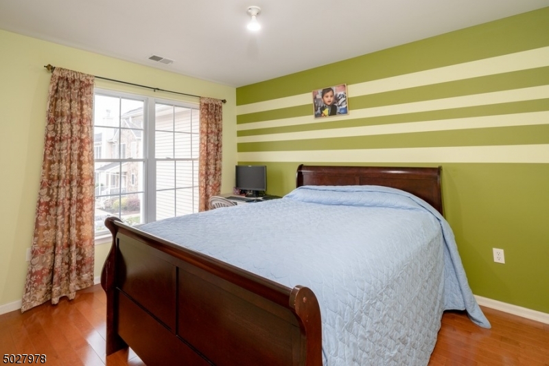Maple Woods - Residential