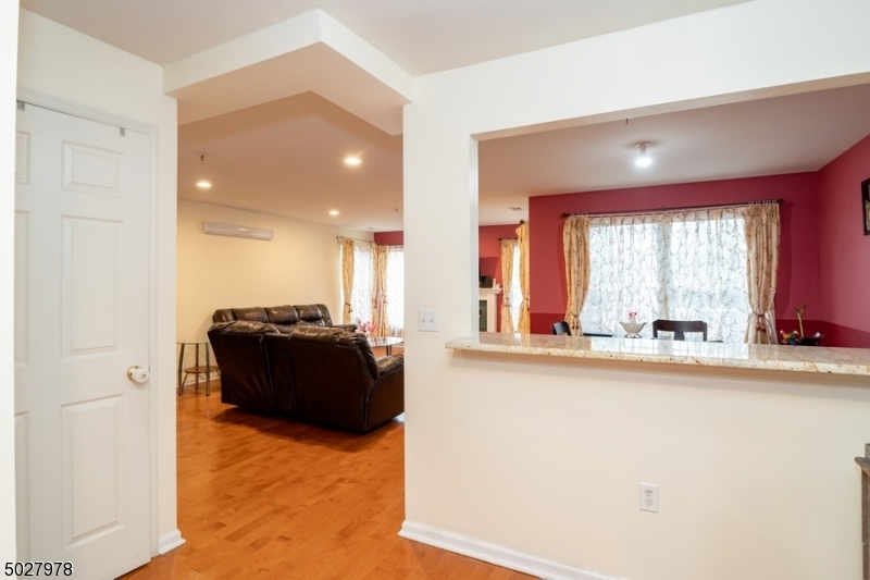 Maple Woods - Residential