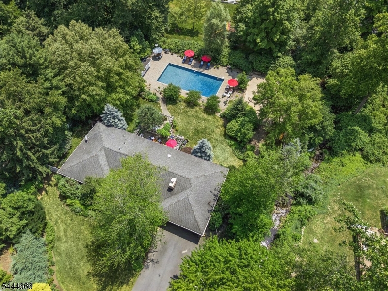 SHONGUM LAKE - Residential