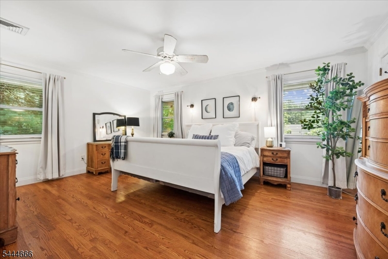 SHONGUM LAKE - Residential