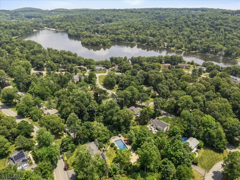 SHONGUM LAKE - Residential