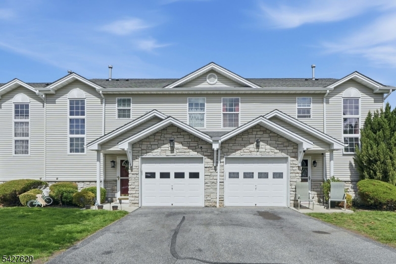 Welcome to this inviting 3-bedroom, 2.5-bath townhome located in the sought-after Ridgefield Commons community. Move-in ready, this home offers a bright and open layout designed for both everyday living and entertaining.The spacious kitchen features granite countertops, stainless steel appliances, and plenty of cabinetry, seamlessly connecting to the dining and living areas. Sliding doors lead to a private patio perfect for relaxing or enjoying outdoor gatherings.Upstairs, the primary suite includes a walk-in closet and a generous ensuite bath with double vanity. Two additional well-proportioned bedrooms, a full hall bath, and a conveniently located laundry area complete the second level.Ideally situated near a variety of lifestyle amenities, including hiking trails, ski areas, wineries, golf courses, and a diverse selection of dining options, this home offers comfort, convenience, and access to year-round recreation.