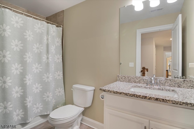 ENCLAVE AT MT LAKES - Residential