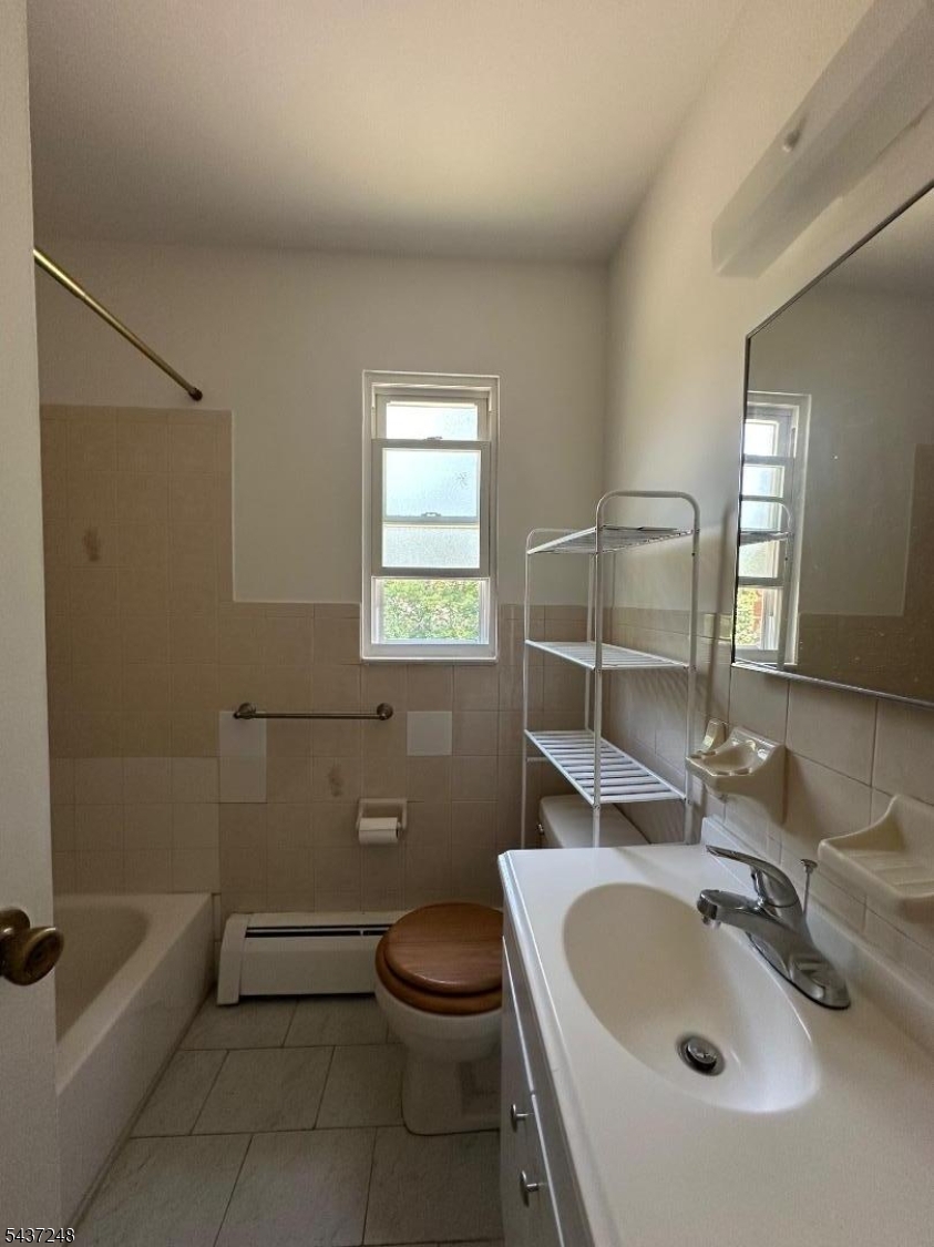 Crestmont Gardens - Residential