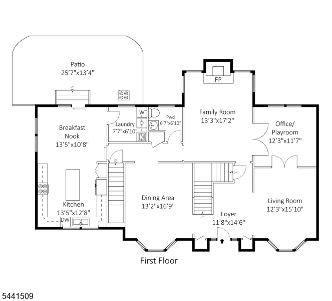 Main image without alt text