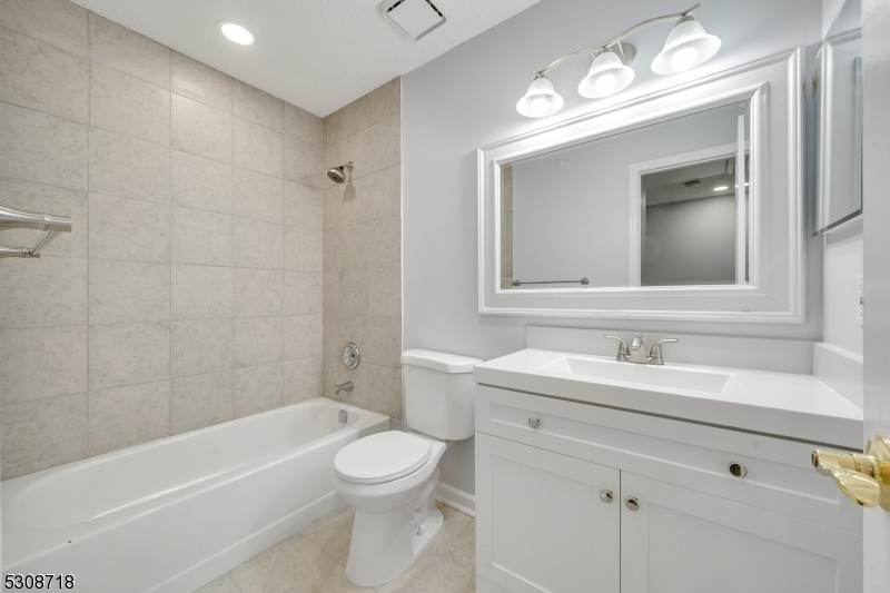 Society Hill - Residential Lease