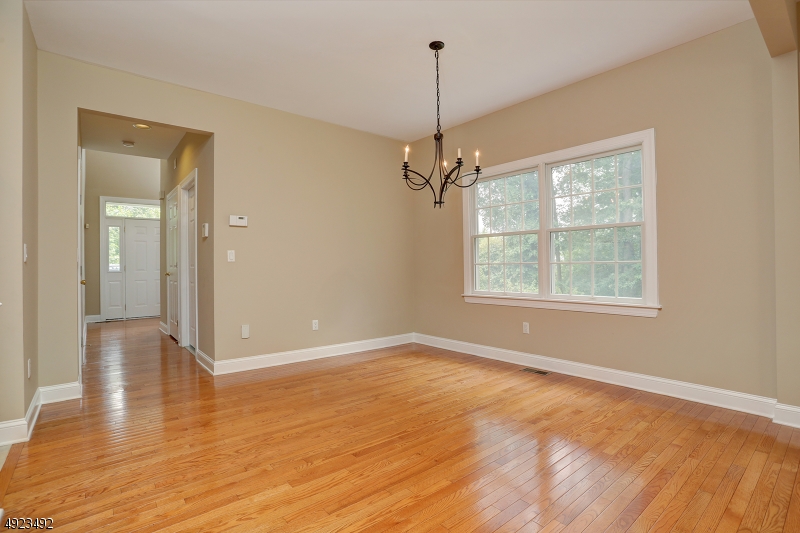 Mazdabrook - Residential Lease