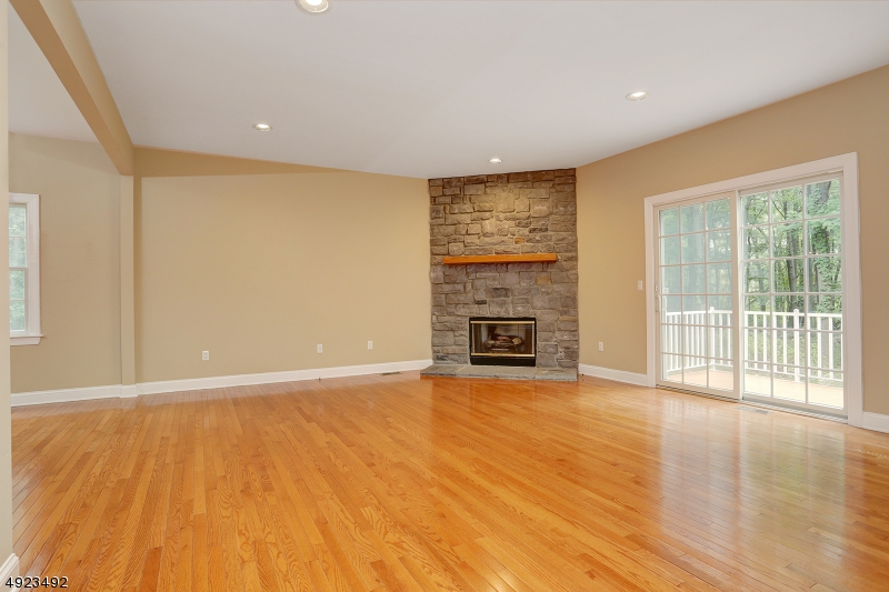 Mazdabrook - Residential Lease