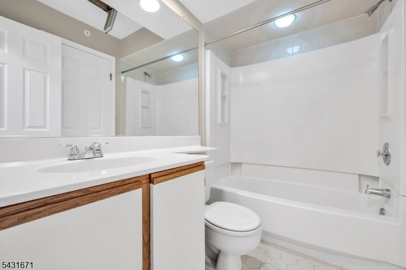 Stratford Place - Residential