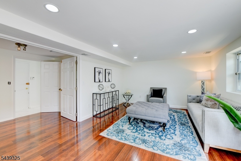 Gregory - Residential