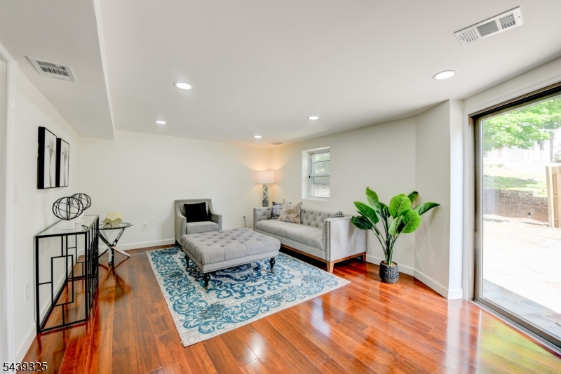 Gregory - Residential
