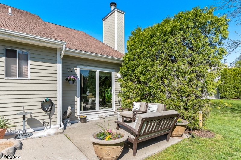 CASTLE RIDGE - Residential