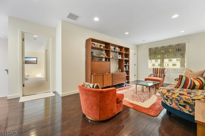Bel Air - Residential