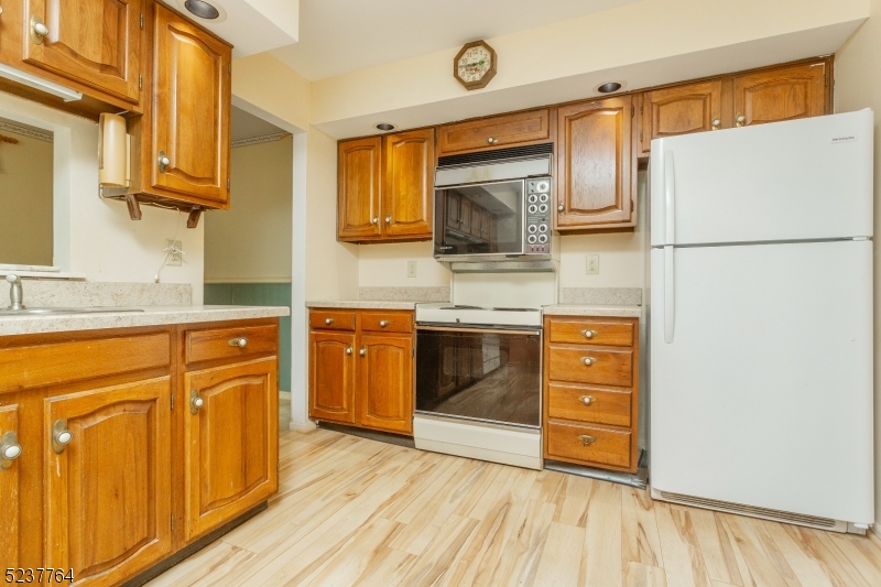 Foxwood - Residential