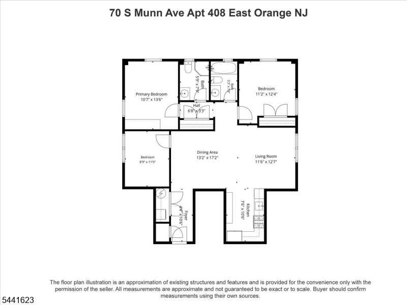 Main image without alt text