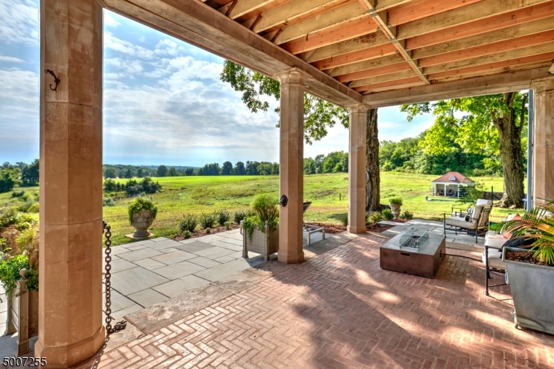 Hunt Country - Residential