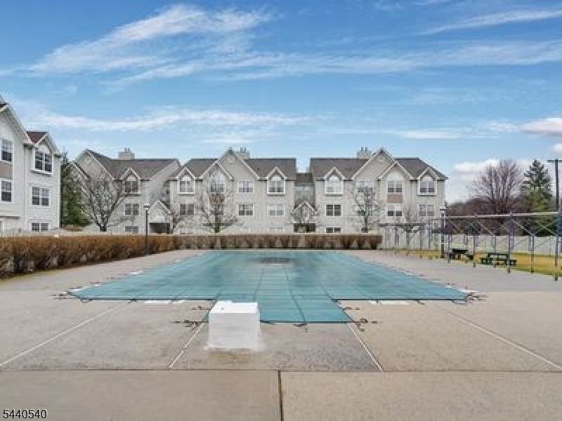 Village Pointe - Residential