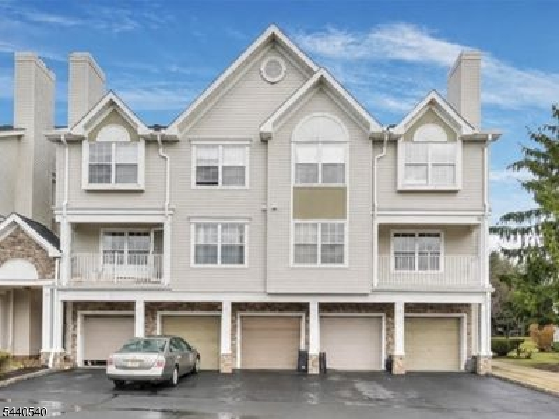 Village Pointe - Residential