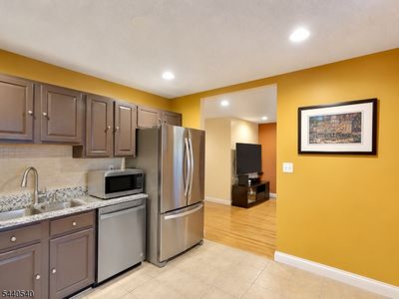 Village Pointe - Residential