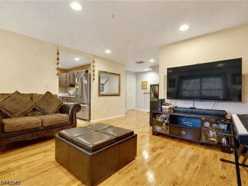 Village Pointe - Residential